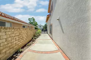 1685 Glider Ct, Thousand Oaks, CA 91320 - Photo 61