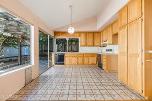 2178 Shady Brook Dr, Thousand Oaks, CA 91362 - Photo 5