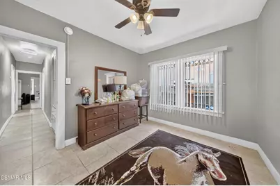 535 54th Street, Los Angeles, CA 90037 - Photo 5
