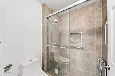 5535 Canoga Avenue #109, Woodland Hills, CA 91367 - Photo 11