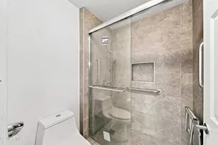 5535 Canoga Ave, Woodland Hills, CA 91367 - Photo 11