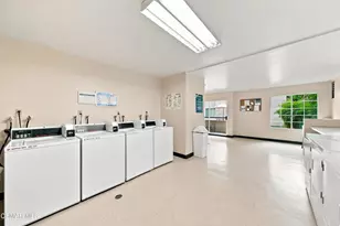 5535 Canoga Ave, Woodland Hills, CA 91367 - Photo 13
