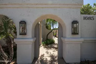 1685 Plum Hollow Cir, Westlake Village, CA 91362 - Photo 3