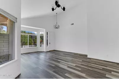 560 Timberwood Avenue, Thousand Oaks, CA 91360 - Photo 9