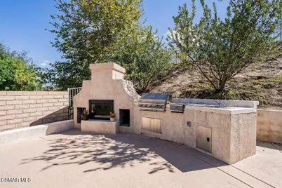 1776 Peregrine Court, Simi Valley, CA 93065 - Photo 43