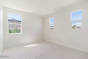 1776 Peregrine Ct, Simi Valley, CA 93065 - Photo 33