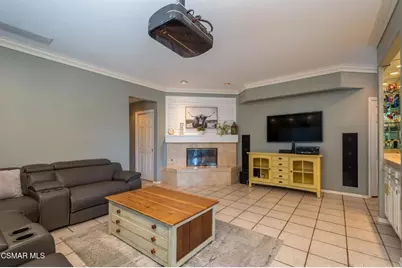 1014 Borden Avenue, Simi Valley, CA 93065 - Photo 15