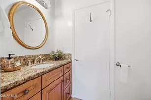 19154 Sylvan St, Tarzana, CA 91335 - Photo 23