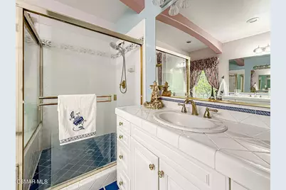 290 Culview Court, Simi Valley, CA 93065 - Photo 15