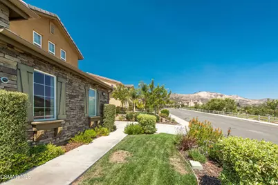 3849 Eagle Flight Drive, Simi Valley, CA 93065 - Photo 13