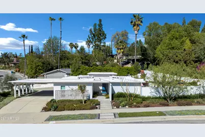 4500 Stark Avenue, Woodland Hills, CA 91364 - Photo 1