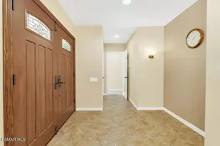 20325 Hiawatha St, Chatsworth, CA 91311 - Photo 9