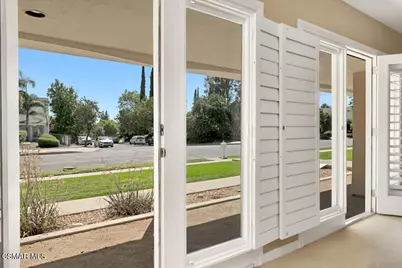 20325 Hiawatha Street, Chatsworth, CA 91311 - Photo 13