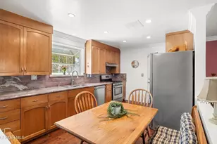 1207 Graham St, Simi Valley, CA 93065 - Photo 5