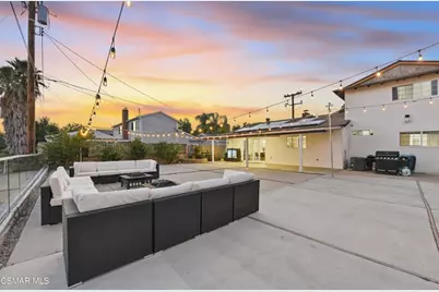 17814 Blackbrush Drive, Canyon Country, CA 91387 - Photo 27