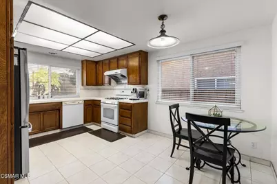 2162 Yosemite Avenue, Simi Valley, CA 93063 - Photo 15