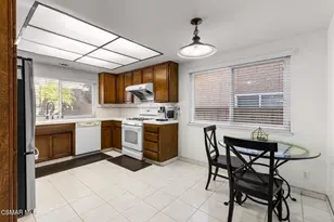 2162 Yosemite Ave, Simi Valley, CA 93063 - Photo 15