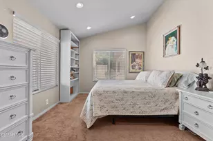 7860 Fenwick St, Sunland, CA 91040 - Photo 17