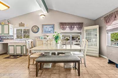 7860 Fenwick Street, Sunland, CA 91040 - Photo 9