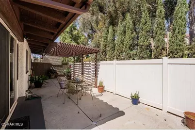 784 N Woodlawn Drive, Thousand Oaks, CA 91360 - Photo 27