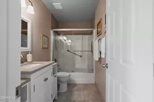 6403 Bayberry St, Oak Park, CA 91377 - Photo 39