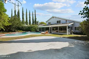 6403 Bayberry St, Oak Park, CA 91377 - Photo 45