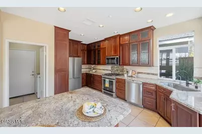 586 Schuman Place, Ventura, CA 93003 - Photo 15