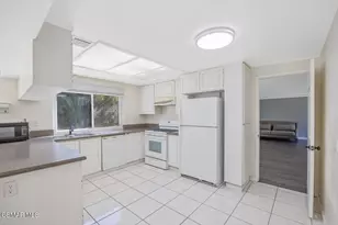 28636 Lapine Ave, Saugus, CA 91390 - Photo 23