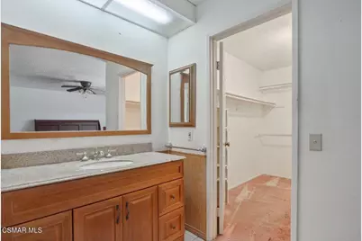 28636 Lapine Avenue, Saugus, CA 91390 - Photo 29
