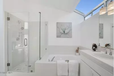 323 Ocho Rios Way, Oak Park, CA 91377 - Photo 25