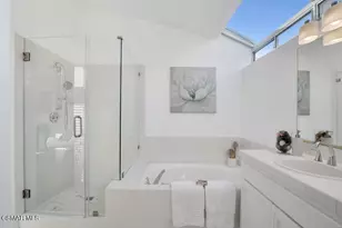 323 Ocho Rios Way, Oak Park, CA 91377 - Photo 25