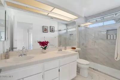 323 Ocho Rios Way, Oak Park, CA 91377 - Photo 23