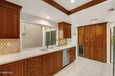 672 Brademas Court, Simi Valley, CA 93065 - Photo 9