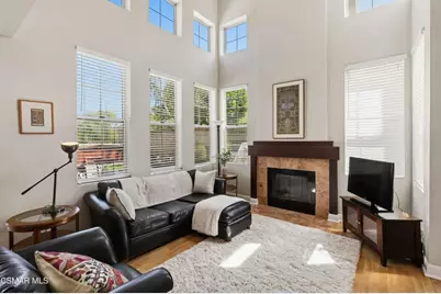 1160 Knottingham Street, Simi Valley, CA 93065 - Photo 9