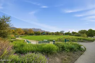968 Tapies Ct, Newbury Park, CA 91320 - Photo 35