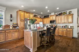 15455 Glenoaks Blvd, Sylmar, CA 91342 - Photo 5