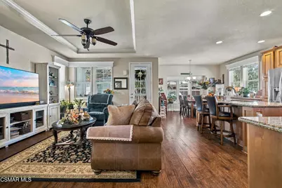 15455 Glenoaks Boulevard #414, Sylmar, CA 91342 - Photo 3
