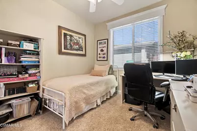 15455 Glenoaks Boulevard #414, Sylmar, CA 91342 - Photo 11