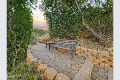 1902 Stonesgate Street, Westlake Village, CA 91361 - Photo 33