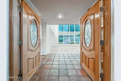 1902 Stonesgate Street, Westlake Village, CA 91361 - Photo 7