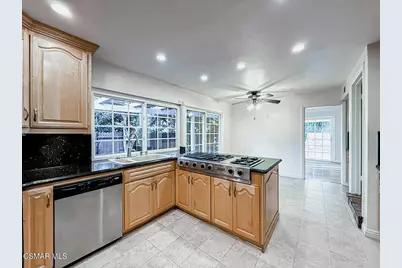 1902 Stonesgate Street, Westlake Village, CA 91361 - Photo 17