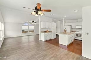 195 Tierra Rejada Road, Simi Valley, CA 93065 - Photo 17