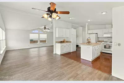 195 Tierra Rejada Road #127, Simi Valley, CA 93065 - Photo 15