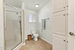 195 Tierra Rejada Road, Simi Valley, CA 93065 - Photo 27