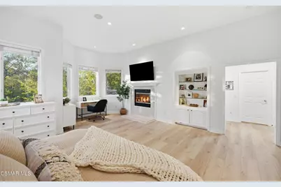 219 Baybrook Court, Lake Sherwood, CA 91361 - Photo 37