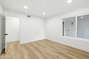 5834 Woodglen Dr, Agoura Hills, CA 91301 - Photo 35