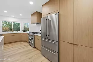 5834 Woodglen Dr, Agoura Hills, CA 91301 - Photo 23