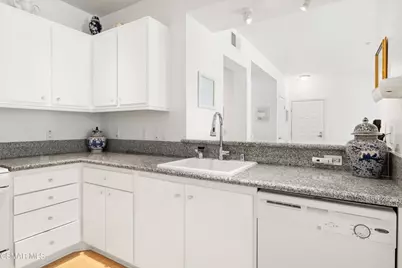 493 Country Club Drive #228, Simi Valley, CA 93065 - Photo 13