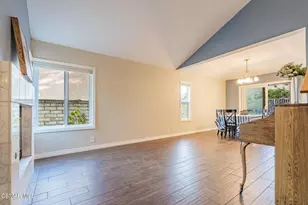 6879 Pecan Ave, Moorpark, CA 93021 - Photo 15