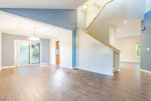 6879 Pecan Ave, Moorpark, CA 93021 - Photo 9